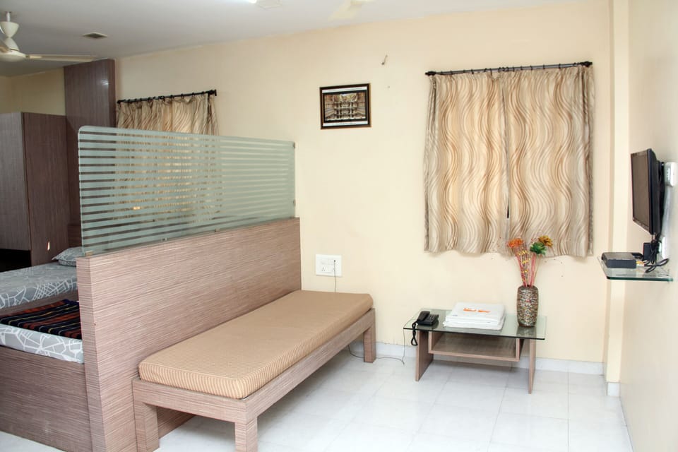 Standard Ac Room | Premium bedding, desk, bed sheets