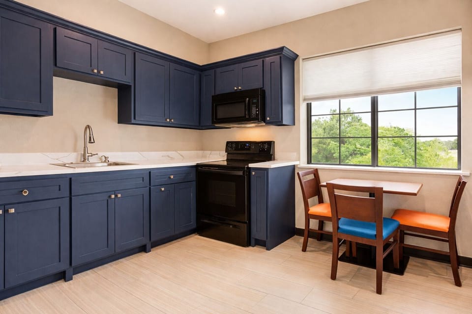 Suite, 2 Queen Beds, Non Smoking (Corner) | Private kitchenette | Coffee/tea maker