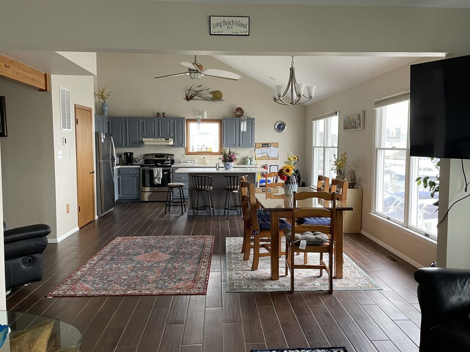 Dinning area and kitchen 