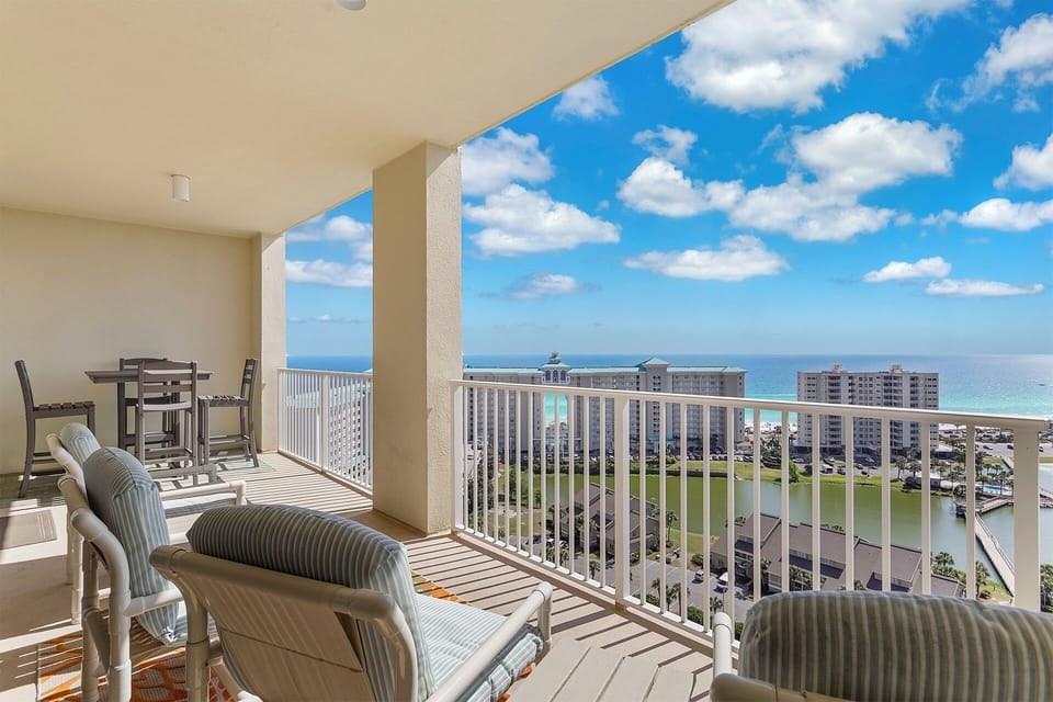 Ariel Dunes II 1709 Balcony