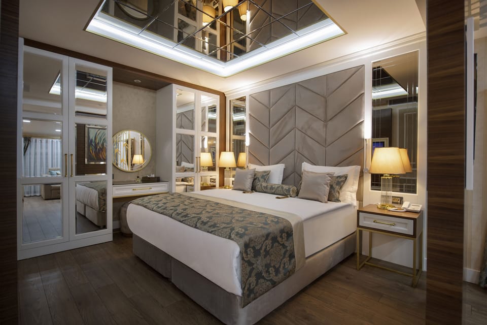 1 bedroom, premium bedding, in-room safe, soundproofing