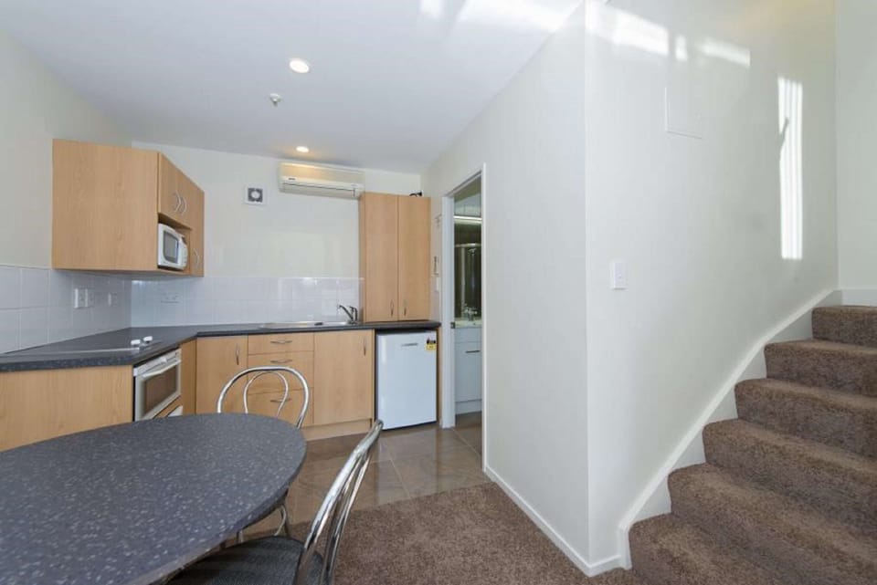 Family Suite | In-room safe, desk, laptop workspace, soundproofing
