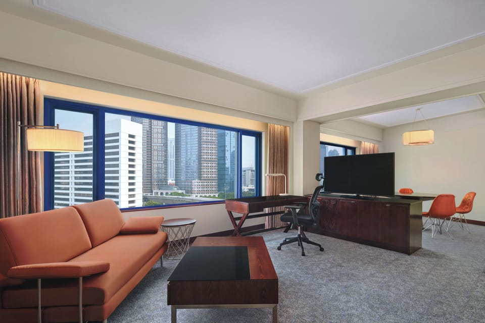 Diplomatic Suite, Club Lounge Access, 1 Bedroom Larger Suite | Living area | 40-inch LCD TV with satellite channels, TV, iPod dock
