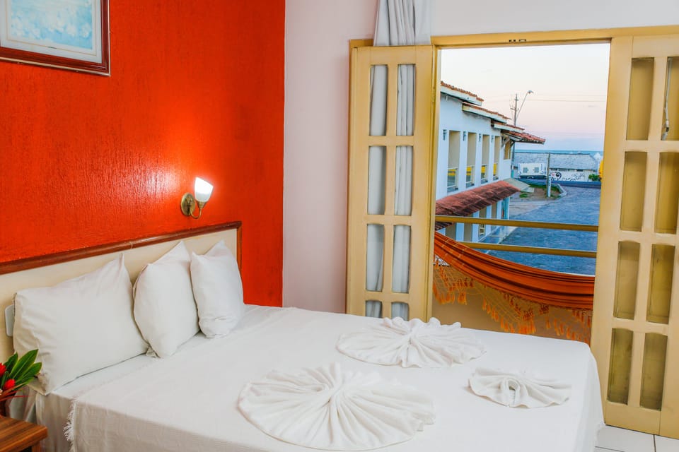 Classic Room, Balcony | Minibar, in-room safe, blackout drapes, free WiFi
