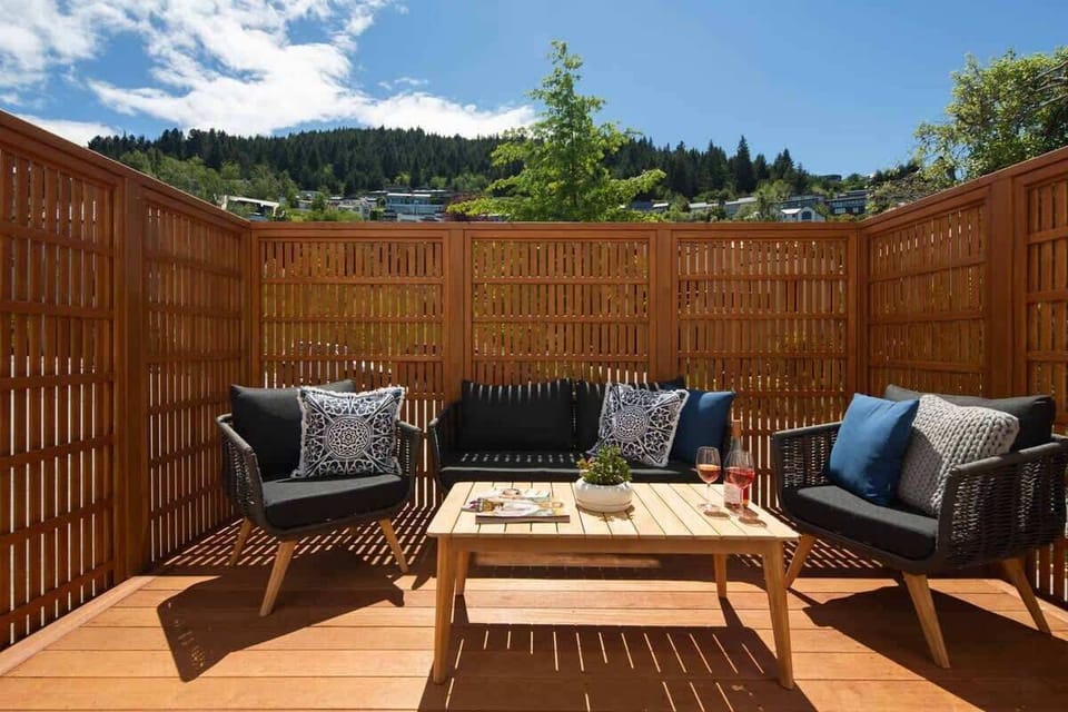 Enjoy the spacious patio with great indoor-outdoor flow, featuring cozy seating and plenty of sunshine. It’s the perfect place to relax, sip coffee, or dine al fresco, offering a serene atmosphere for your Queenstown stay.