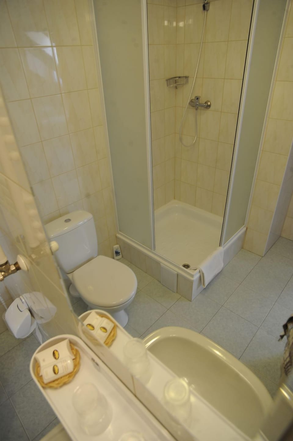 Free toiletries, hair dryer, towels