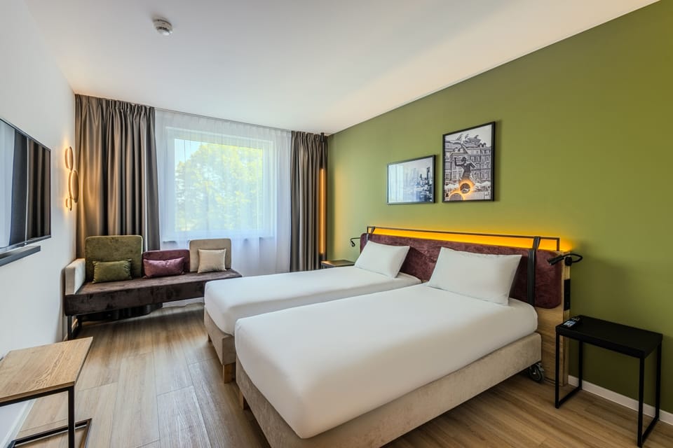 Standard Room, 2 Twin Beds | Desk, blackout drapes, soundproofing, iron/ironing board