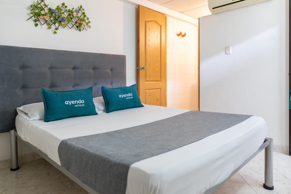 Superior Double Room | Hypo-allergenic bedding available, desk, laptop workspace, WiFi (free)