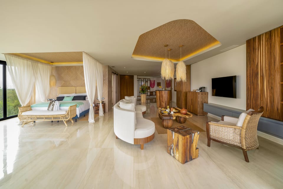 Bridal Oceanfront | Premium bedding, down comforters, minibar, in-room safe