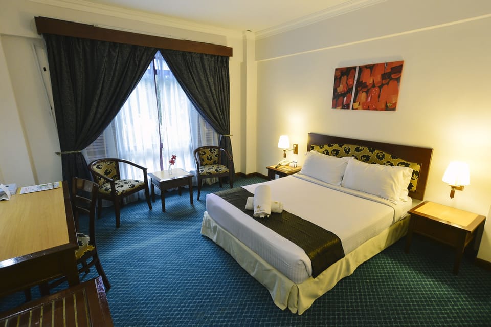 Superior Room | Desk, rollaway beds, free WiFi, bed sheets