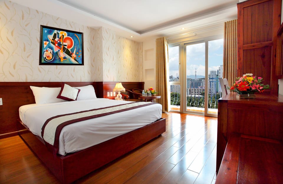 Deluxe Double Room, 1 Double Bed | In-room safe, desk, blackout drapes, rollaway beds
