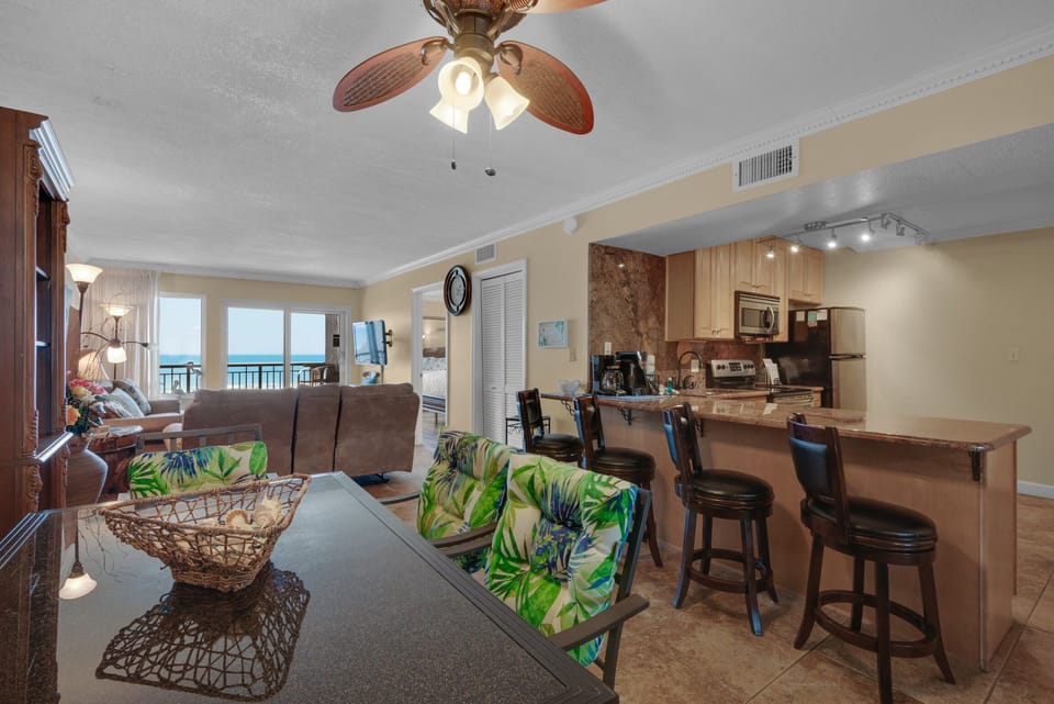 Surprisingly Spacious!  Island Echos 2E