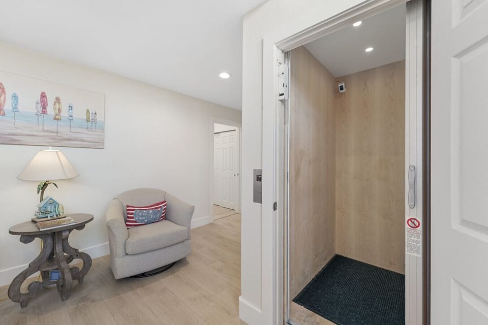 Elevator on 1st Floor