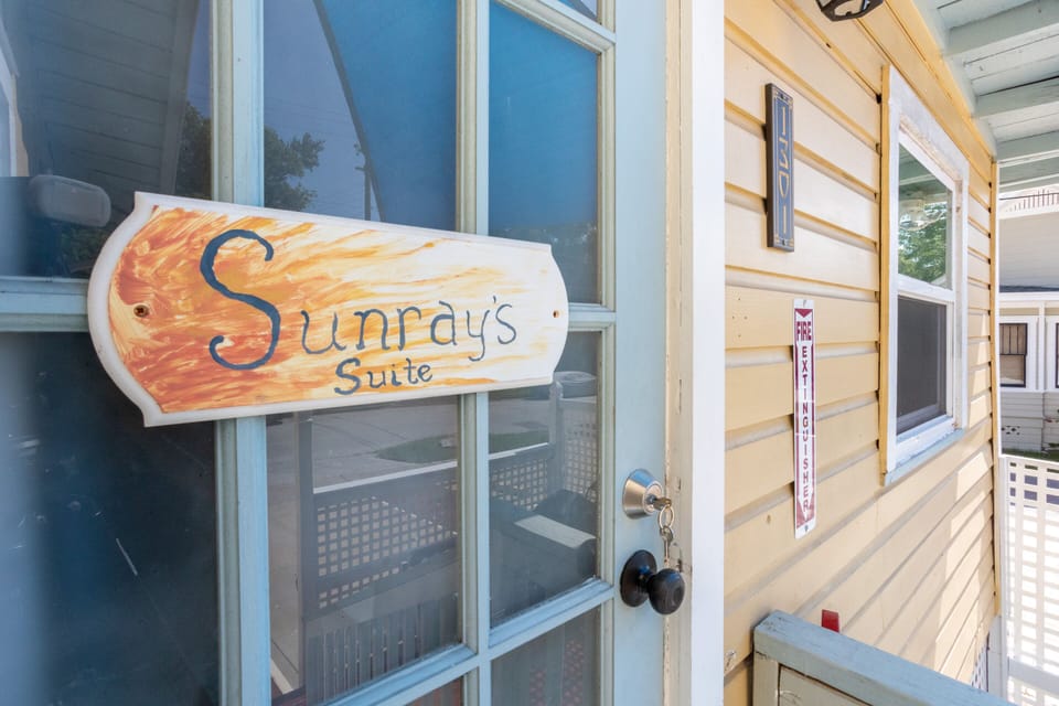 The Sunray Suite
