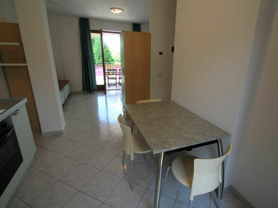 Table, Furniture, Chair, Building, Wood, Cabinetry, Interior Design, Floor, Flooring