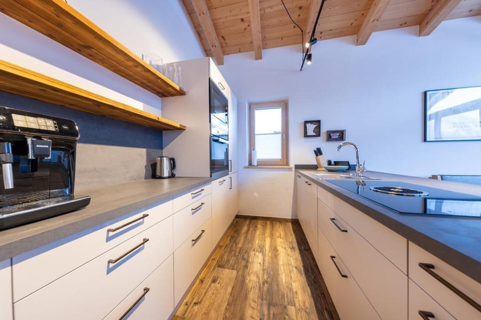 Chalet | Private kitchen | Electric kettle