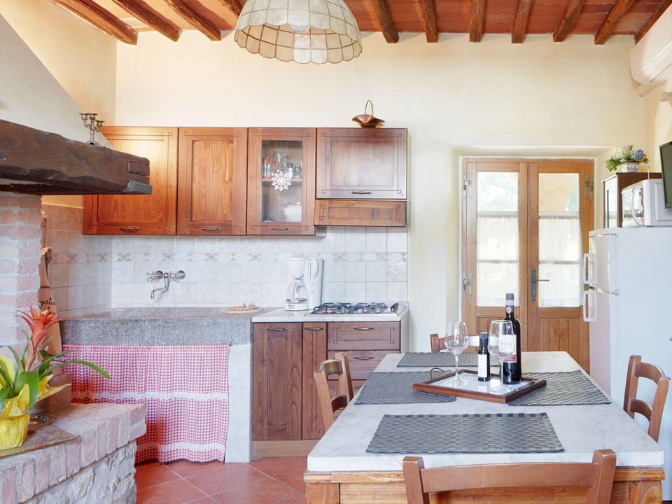 House | Private kitchen | Highchair