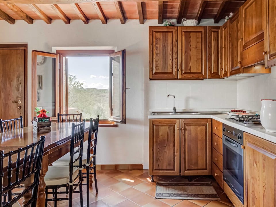 House | Private kitchen | Highchair