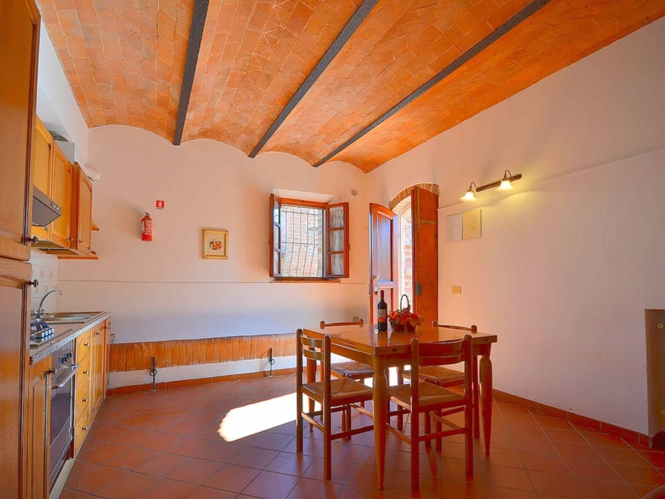 House | Dining