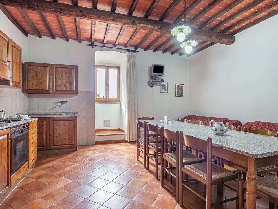 House | Private kitchen | Highchair