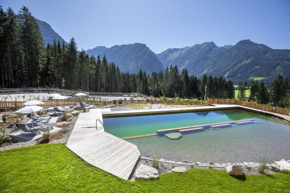 Chalet | Pool | Outdoor pool