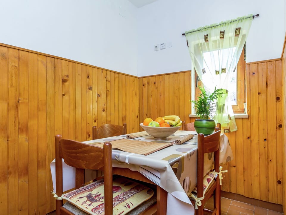 House | Dining