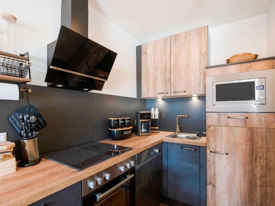 Apartment | Private kitchen | Stovetop