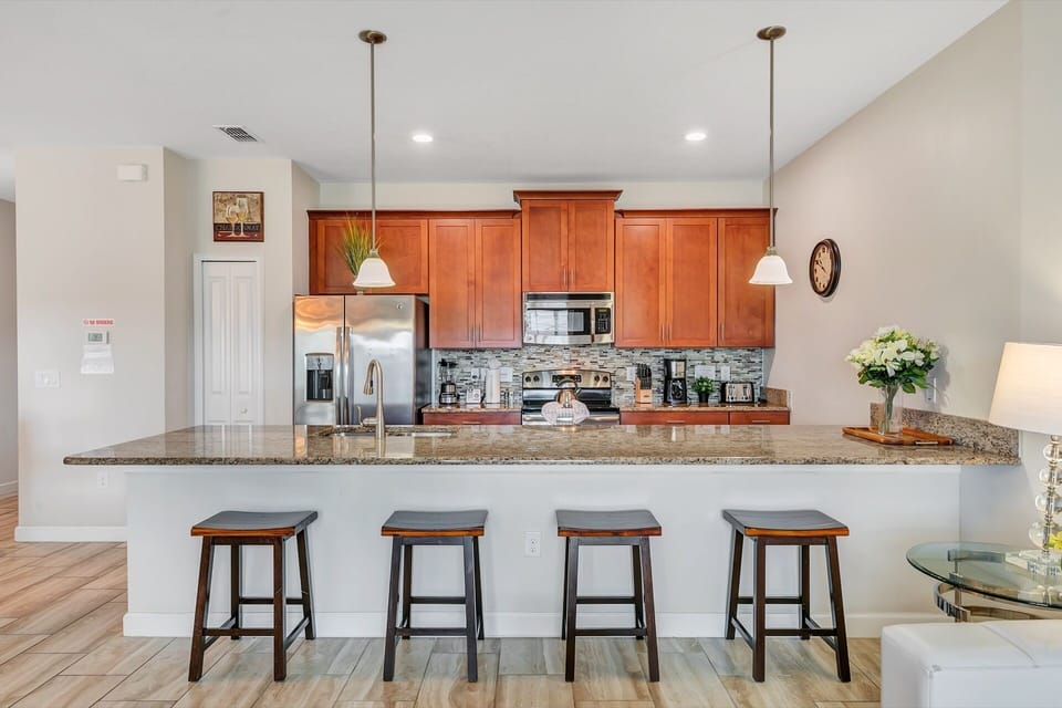 Fully equipped kitchen area.