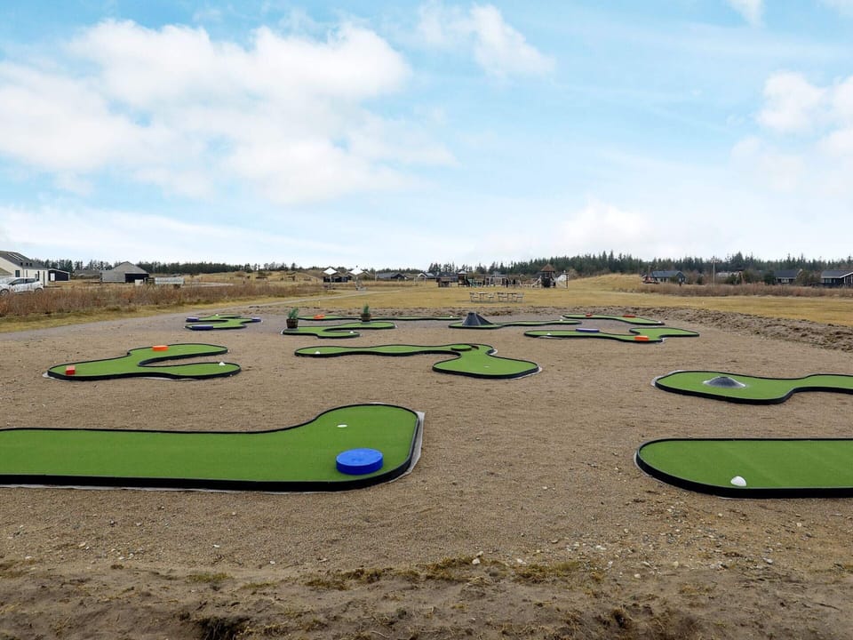 House | Golf