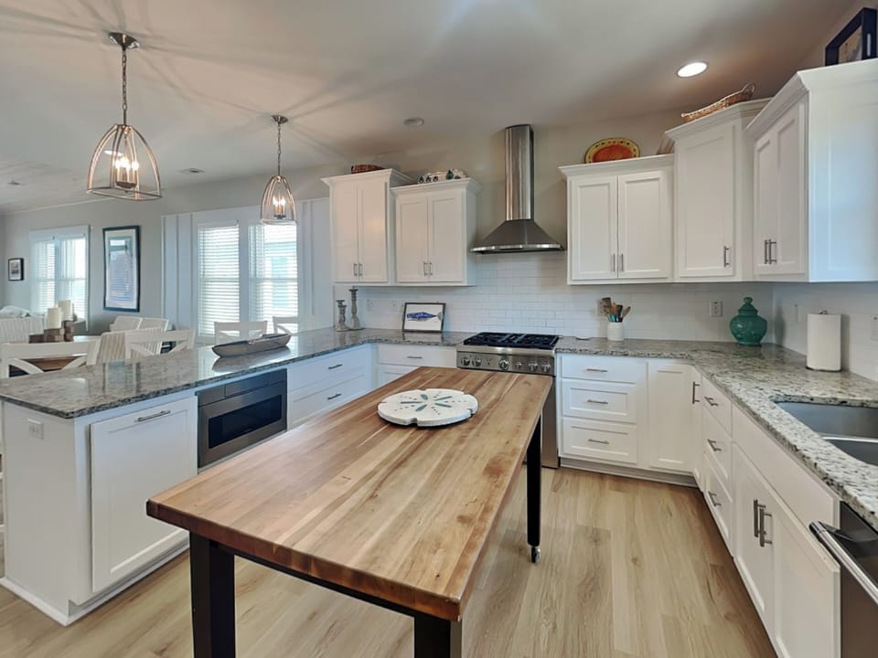Full Size Kitchen