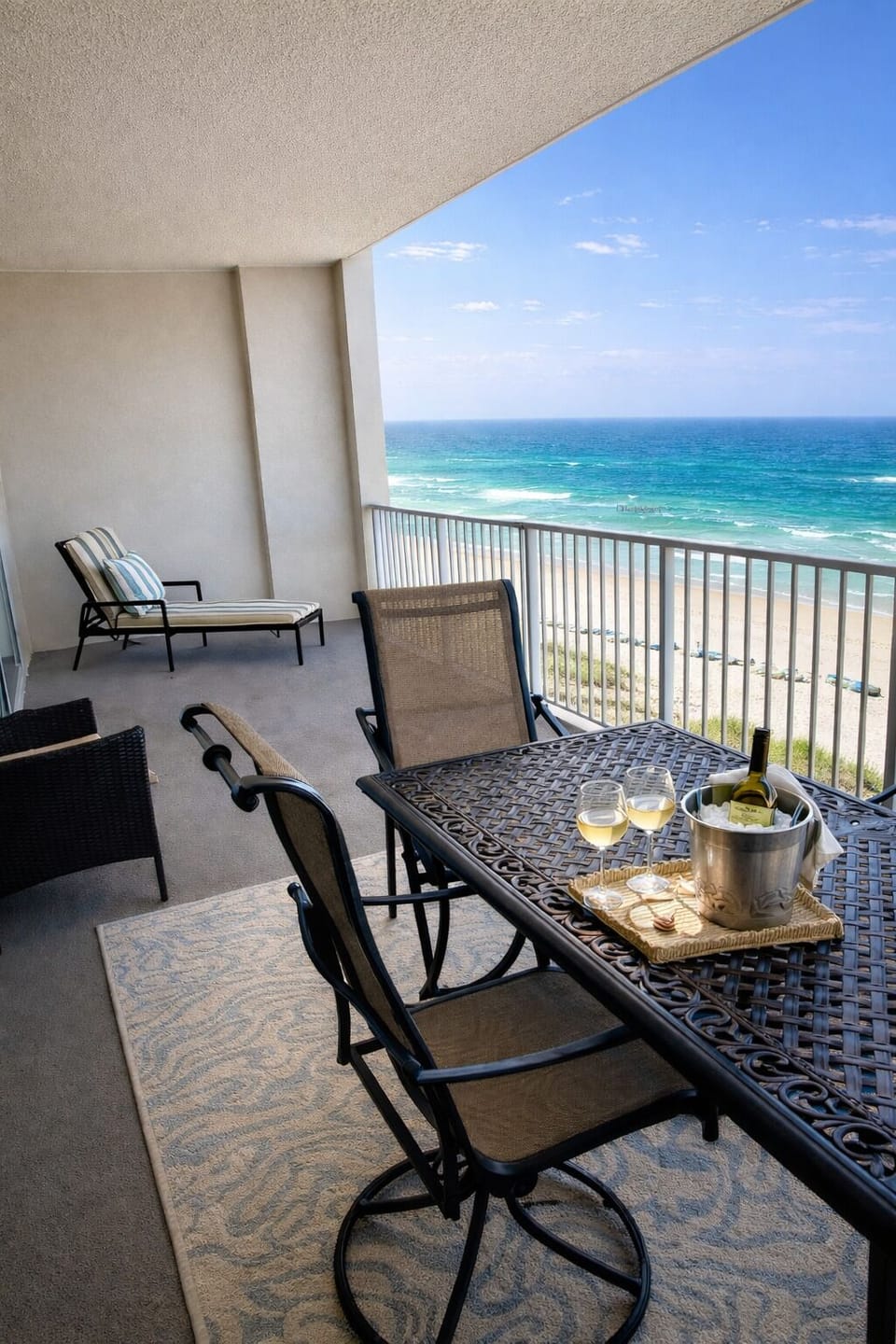 Huge balcony with lots of space for entertaining or lounging