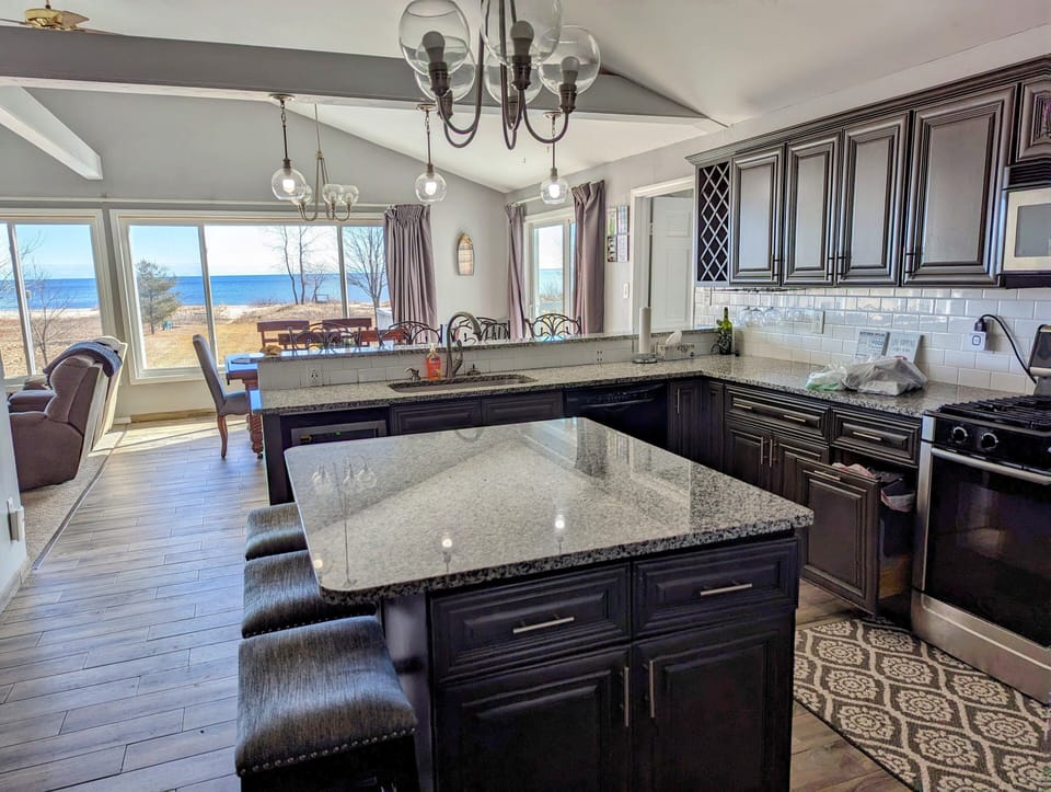 Fully stocked kitchen with everything you need!