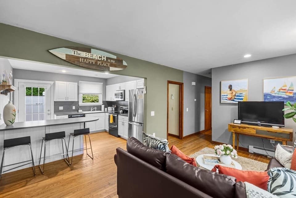 Looking into Kitchen