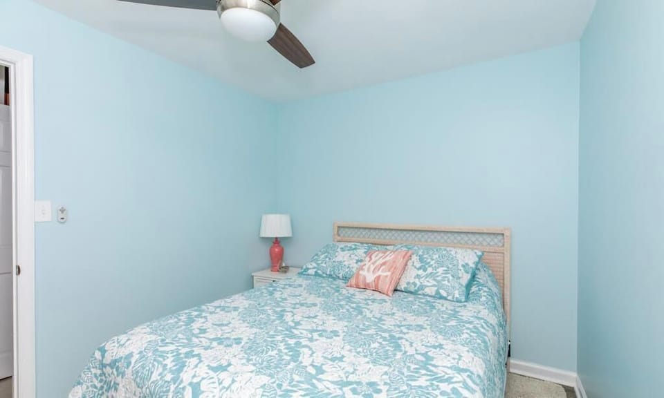 Streetside Queen Bedroom II