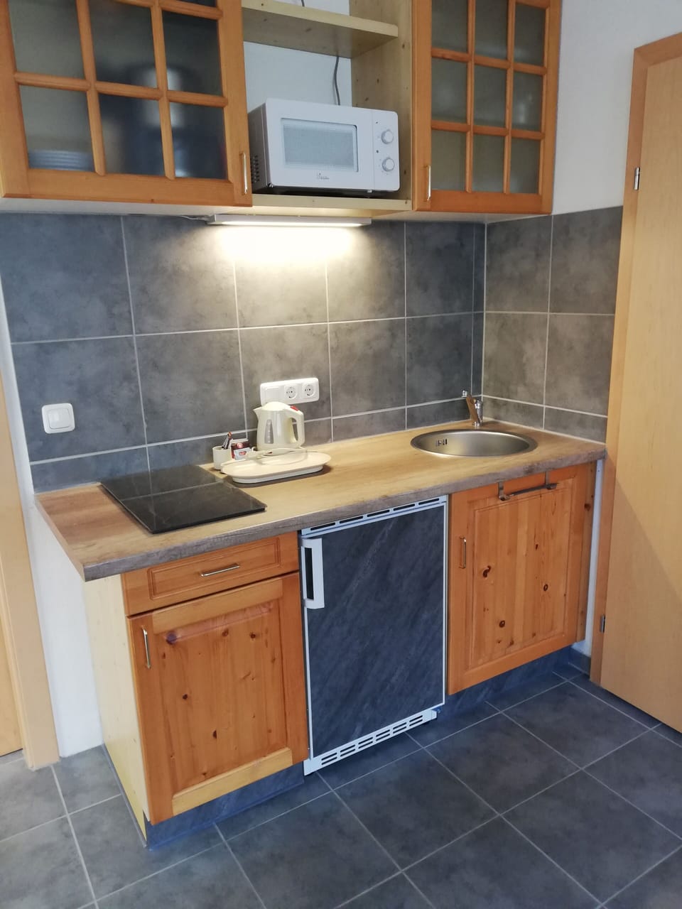 Standard Condo, 1 Bedroom | Private kitchenette | Fridge, microwave, stovetop, coffee/tea maker
