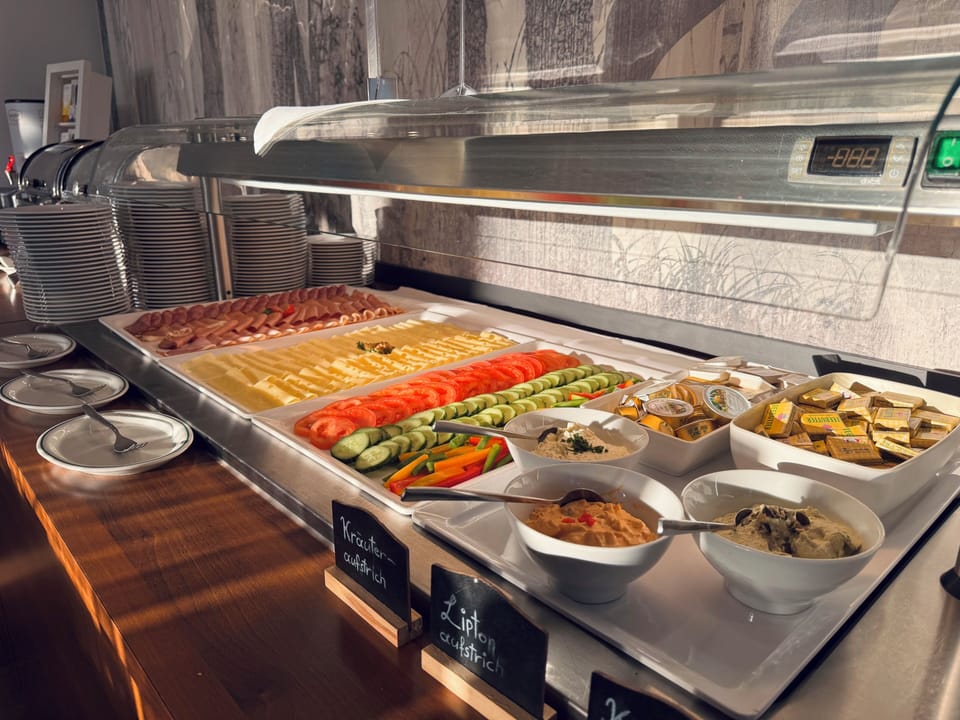 Daily buffet breakfast for a fee