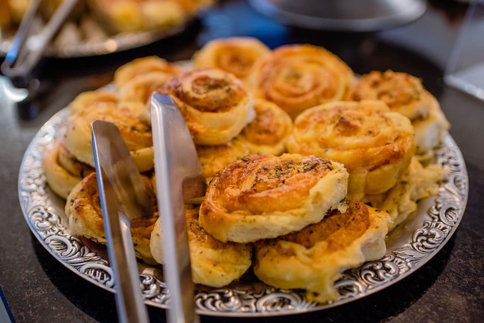 Free daily buffet breakfast