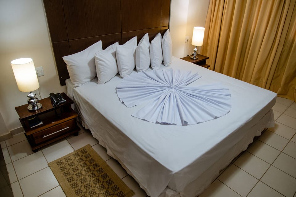 Premium bedding, minibar, in-room safe, desk