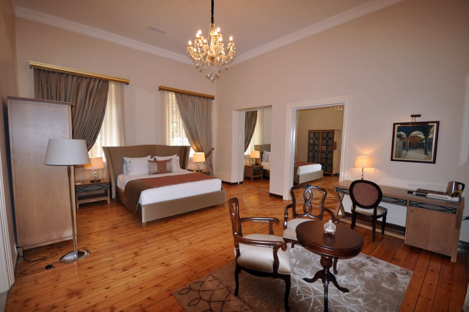 Suite | In-room safe, desk, laptop workspace, soundproofing
