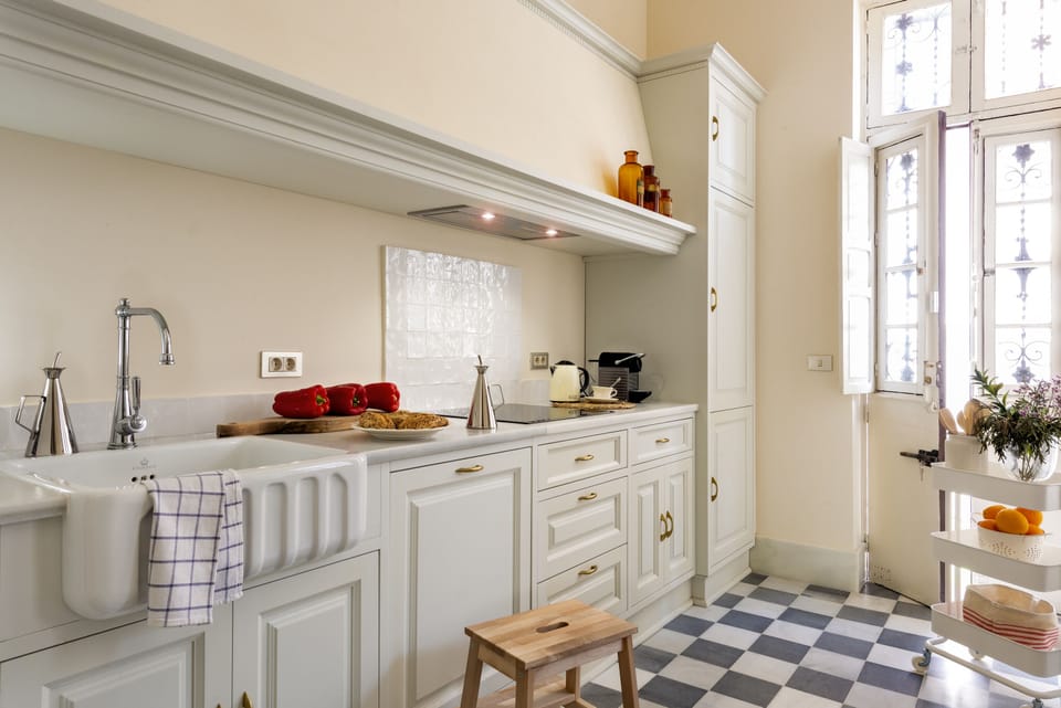 Full equipped kitchen