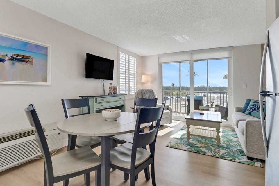 A beautifully remodeled studio for your comfortable enjoyment.