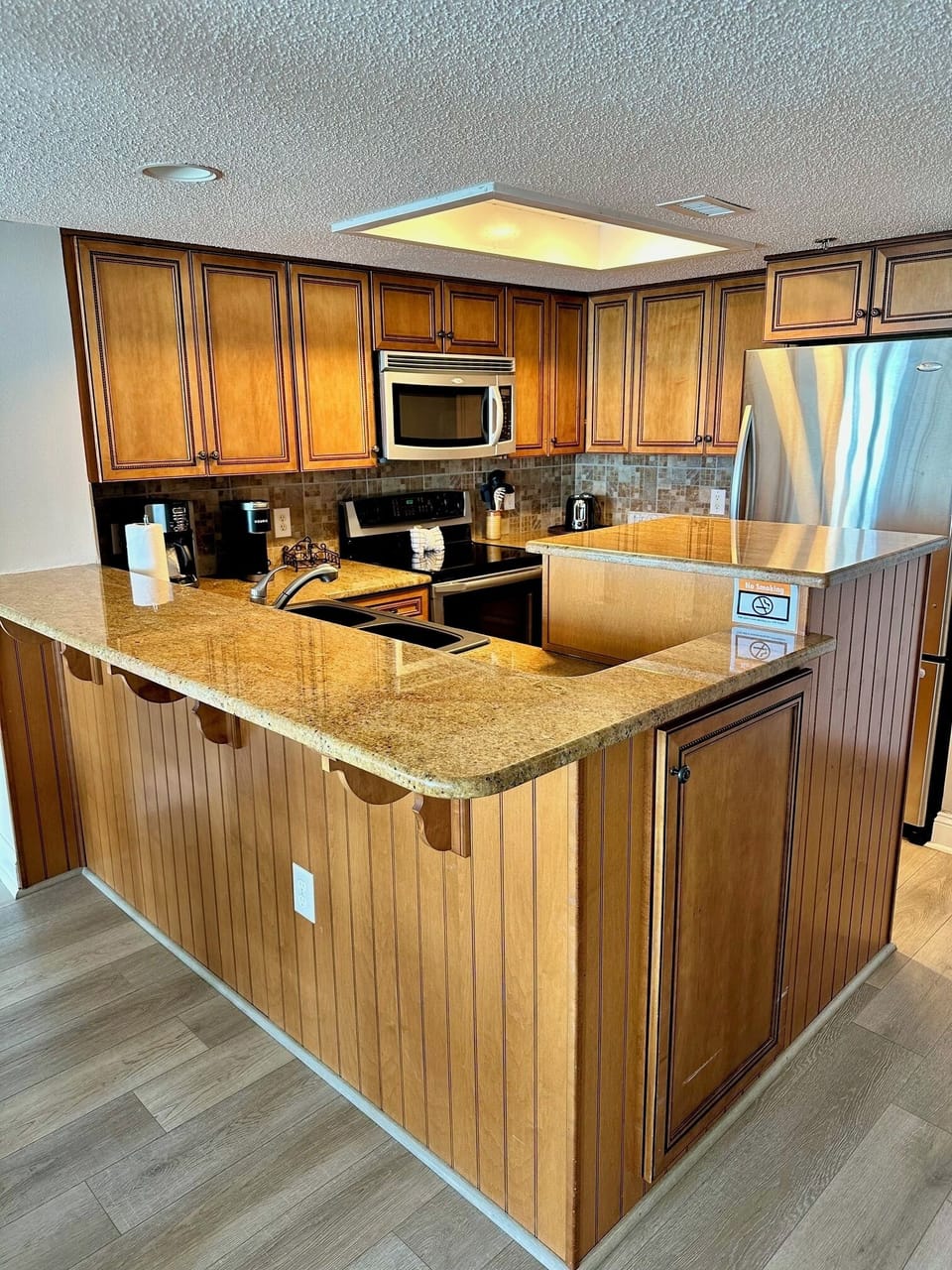 Kitchen with stainless steel appliances 