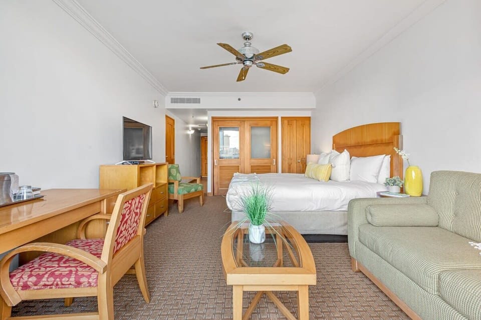 Wide angle view of bedroom 