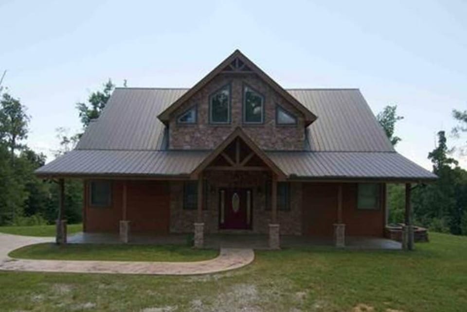Creekview Manor
