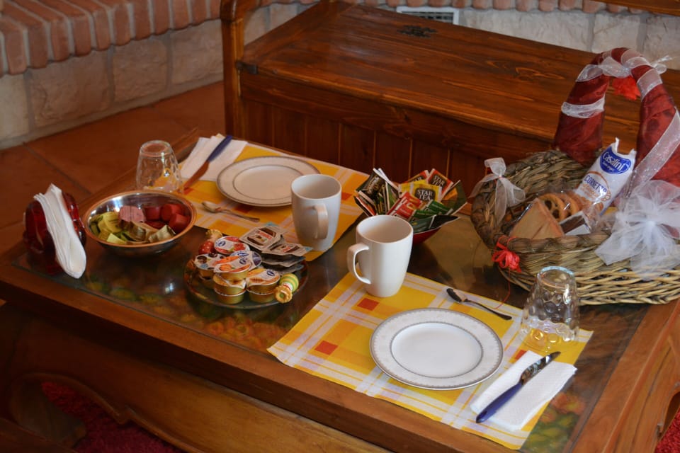 Free daily full breakfast