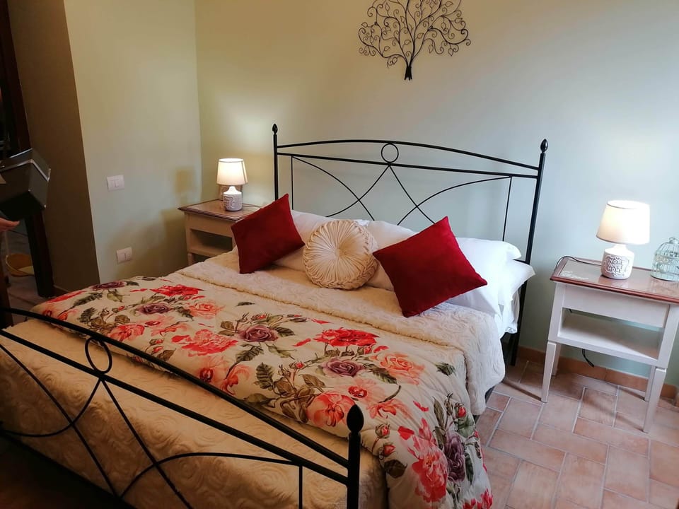 Exclusive Apartment | 1 bedroom, iron/ironing board