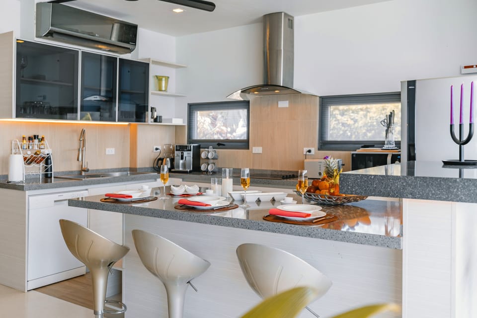 Premium Villa | Private kitchen | Shared fridge, shared microwave, oven, stovetop
