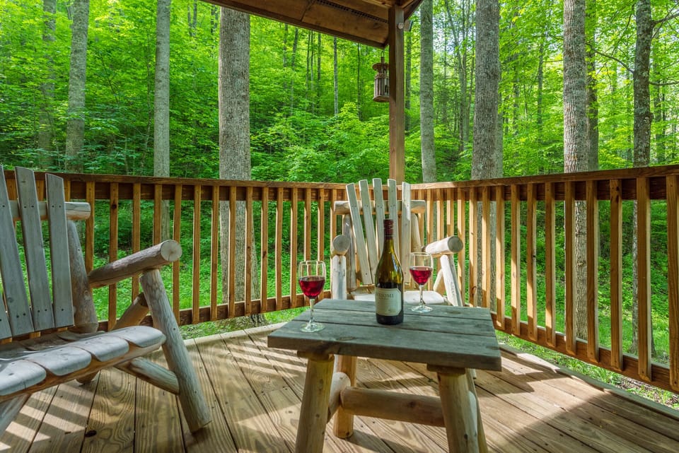 Welcome to Maple Creek Cabin!