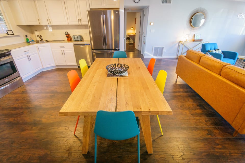 Dining room with seating for 6.