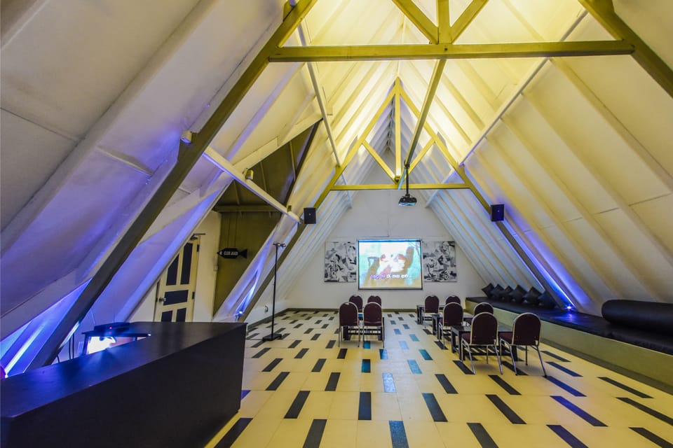 Karaoke room